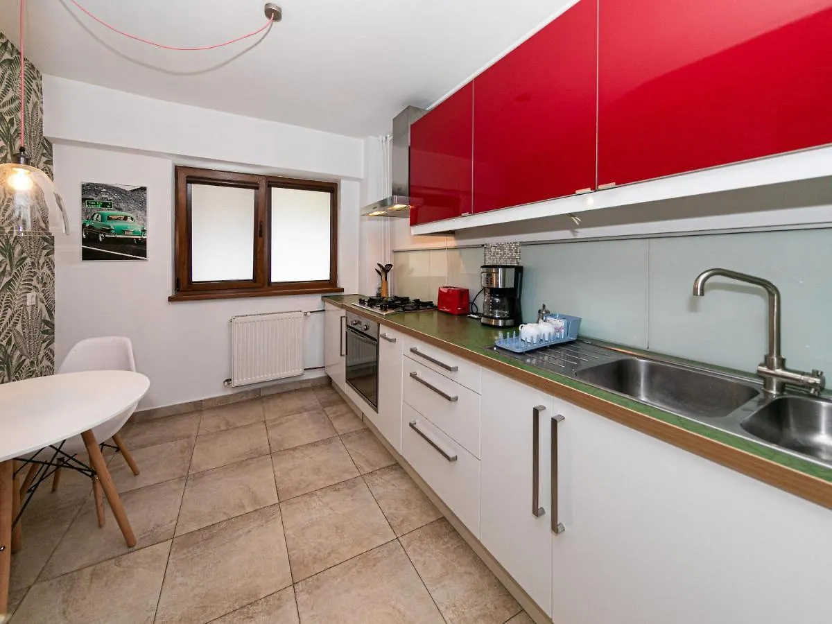 One Bedroom Near Floreasca Park 부쿠레슈티 0*,  루마니아